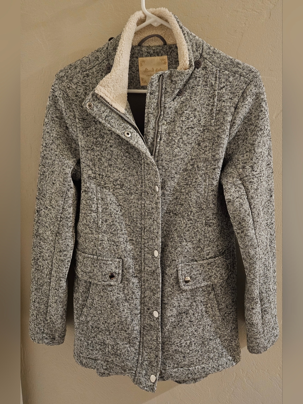 Altar’d State Sherpa Lined Jacket Heather Gray with Pockets Large